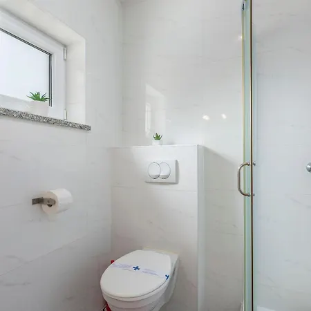 Apartment In Mit Grill